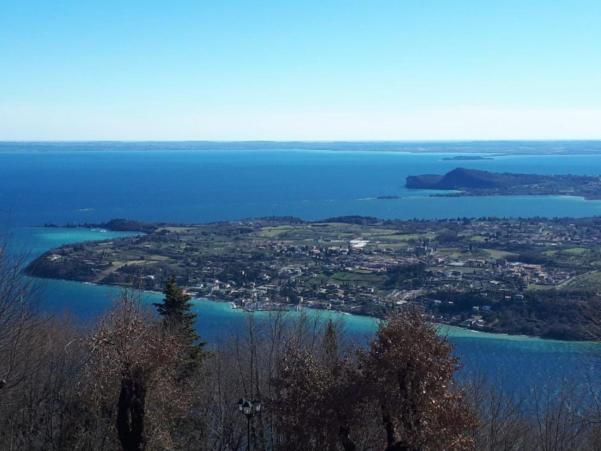 La FIOCCHINA - Magic Place - Salò - Garda Lake - countryside farmhouse, inside the middle of the lake Esterno foto