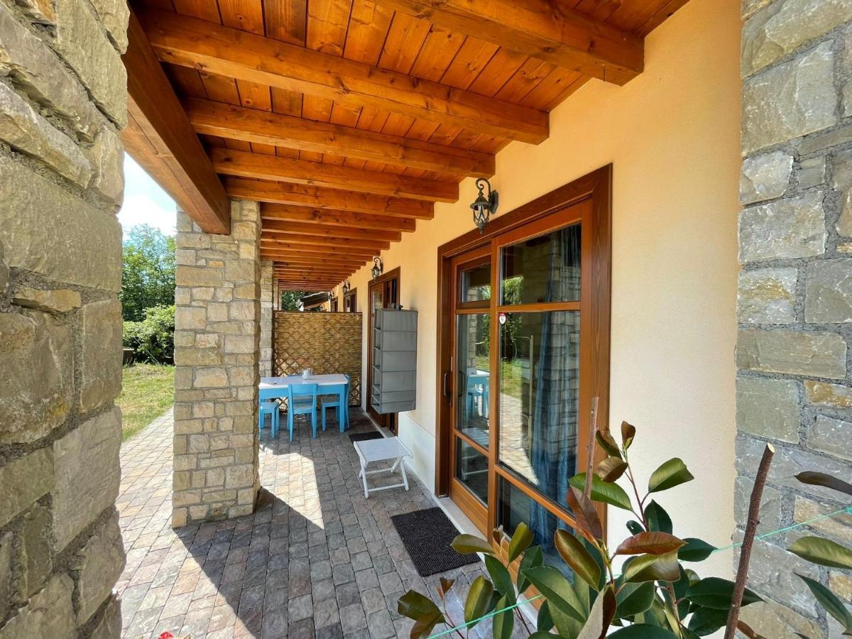 La FIOCCHINA - Magic Place - Salò - Garda Lake - countryside farmhouse, inside the middle of the lake Esterno foto