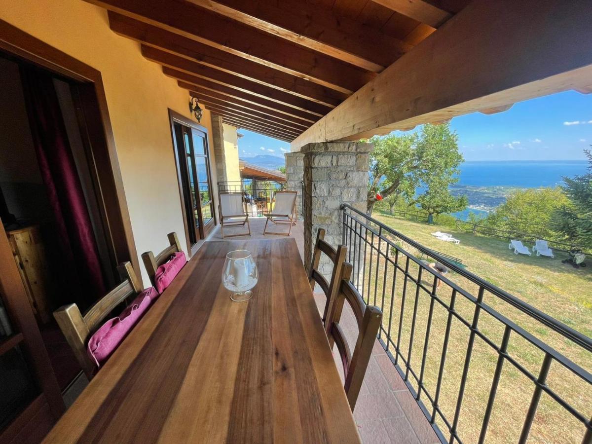 La FIOCCHINA - Magic Place - Salò - Garda Lake - countryside farmhouse, inside the middle of the lake Esterno foto