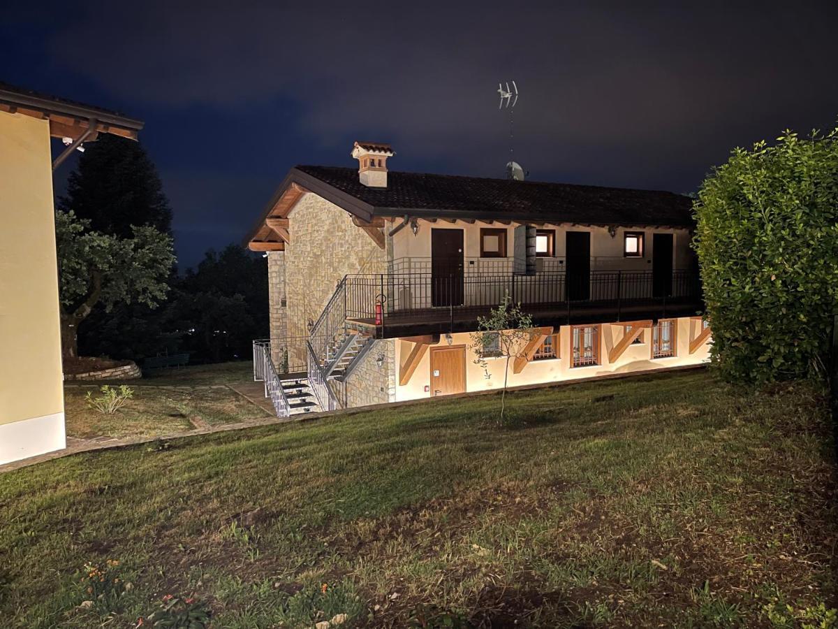 La FIOCCHINA - Magic Place - Salò - Garda Lake - countryside farmhouse, inside the middle of the lake Esterno foto